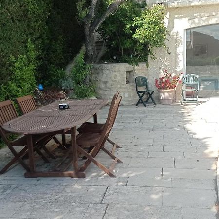 Location Gite En Provence Beaucaire (Gard) Exterior foto