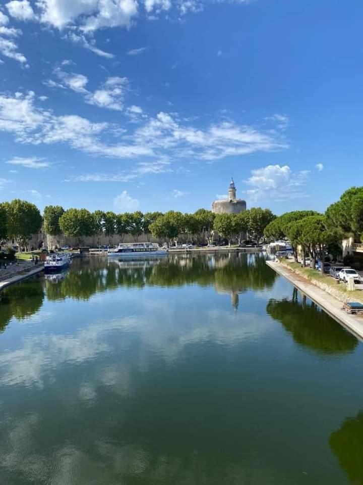 Location Gite En Provence Beaucaire (Gard) Exterior foto