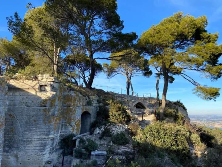 Location Gite En Provence Beaucaire (Gard) Exterior foto